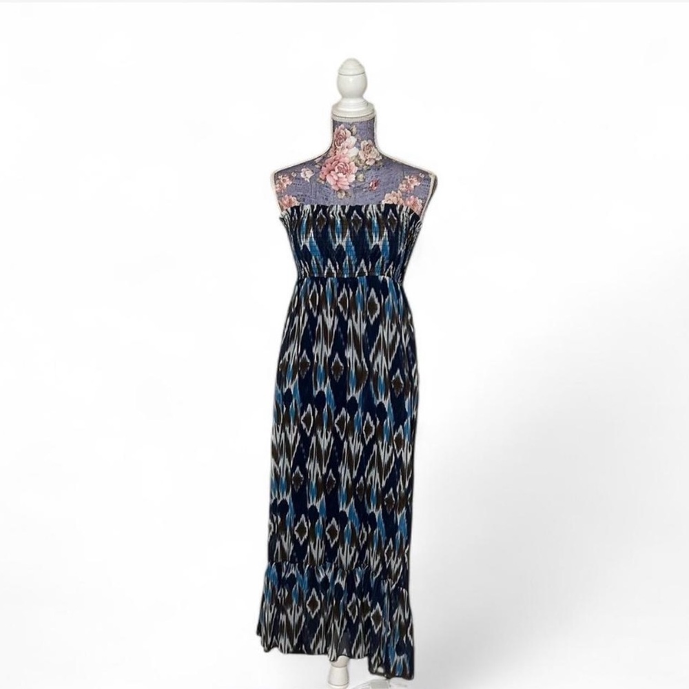 Arden B Elegant Blue and Black Strapless Dress